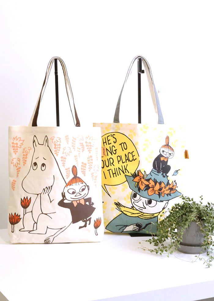 YINHWA MOOMIN圖案印花跳色背帶帆布袋